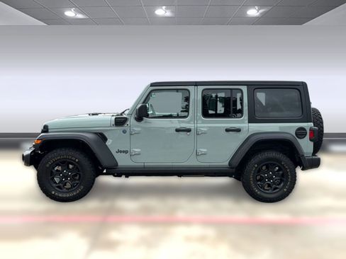 Used 2023 Jeep Wrangler Unlimited w/ 8.4" Radio Group AWD/4WD image 2