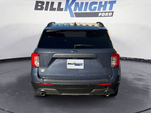 Certified 2021 Ford Explorer XLT w/ Equipment Group 202A image 4