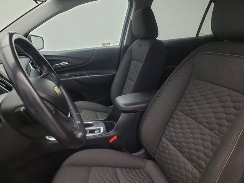 Used 2019 Chevrolet Equinox LT FWD image 17