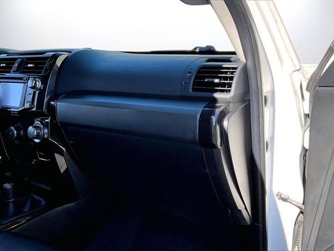 Used 2018 Toyota 4Runner TRD Pro image 19