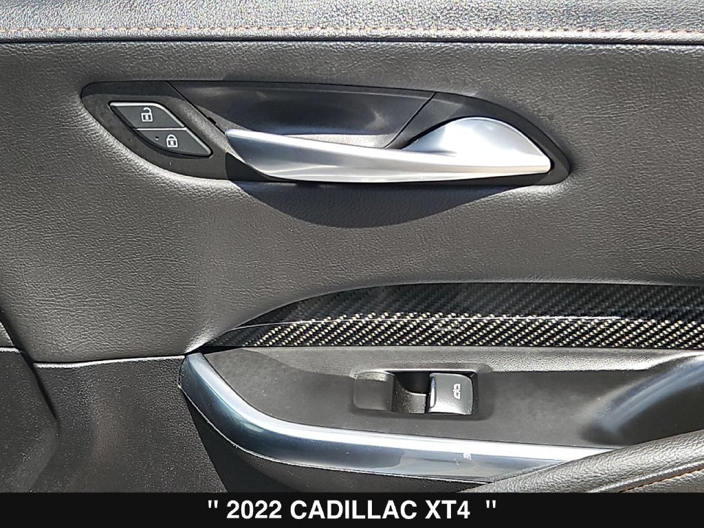 Used 2022 Cadillac XT4 Sport w/ Enhanced Visibility Package AWD/4WD image 32