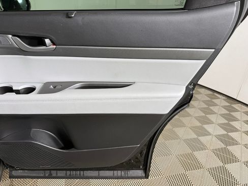 Used 2024 Hyundai Palisade SEL FWD image 31