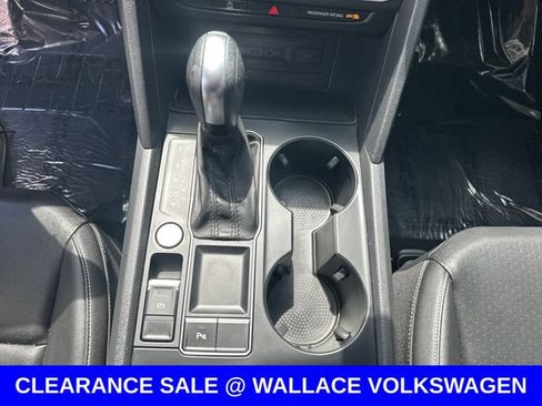 Certified 2021 Volkswagen Atlas SE w/ Panoramic Sunroof Package FWD image 20