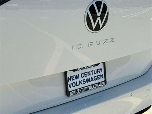New 2025 Volkswagen ID. Buzz Pro S image 6