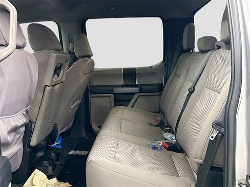 Used 2021 Ford F250 XLT image 5