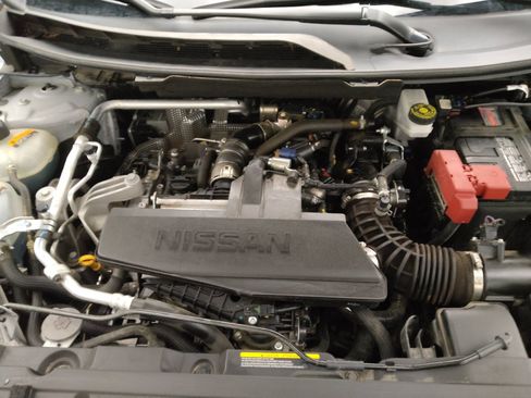 Used 2024 Nissan Rogue S AWD/4WD image 30