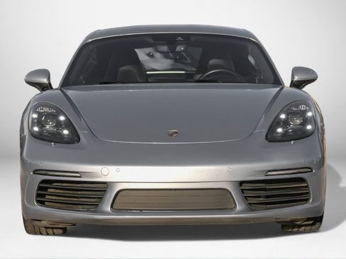Used 2018 Porsche 718 Cayman S image 3