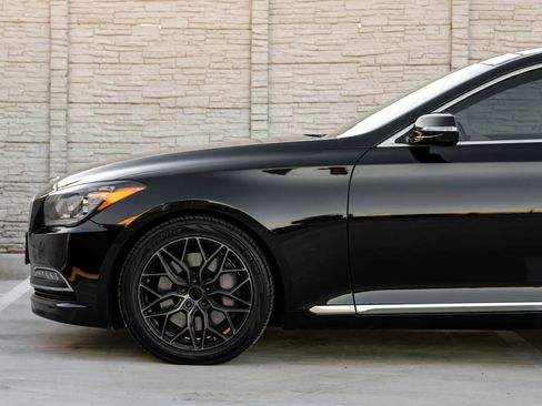 Used 2017 Genesis G80 3.8 w/ Option Group 03 image 13