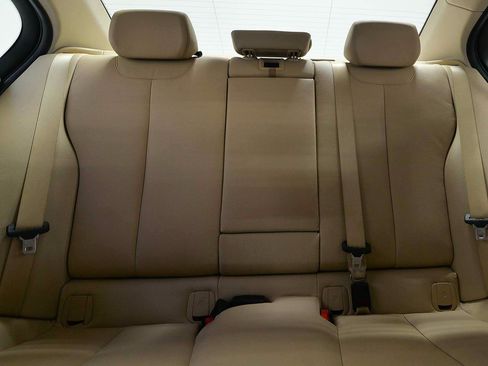 Used 2013 BMW 328i Sedan RWD image 10