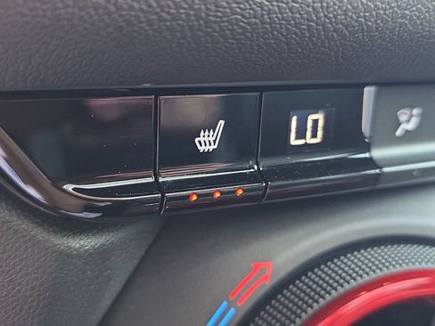 Used 2023 Chevrolet Blazer RS image 21