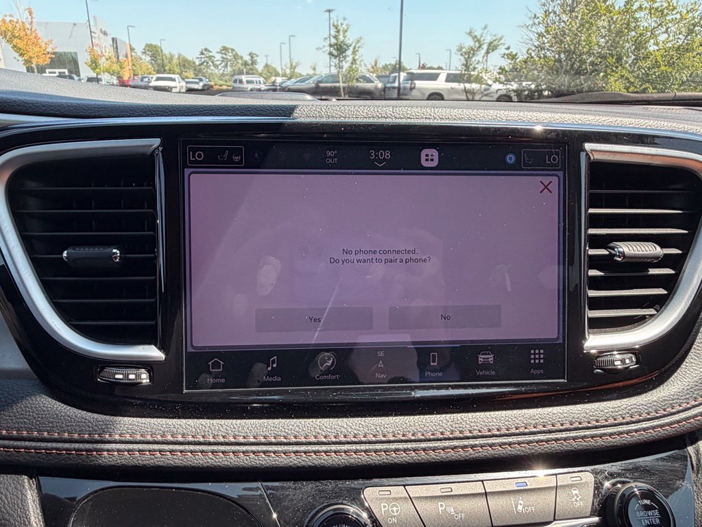 Used 2024 Chrysler Pacifica Pinnacle FWD image 33