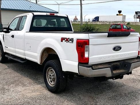 Used 2019 Ford F250 XL w/ XL Value Package AWD/4WD image 3