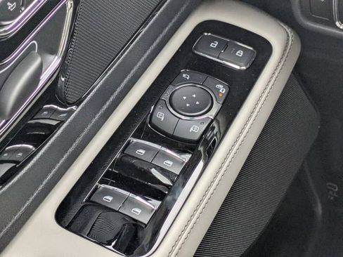 New 2026 Lincoln Aviator 2WD image 21