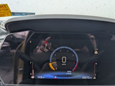 Used 2024 Chevrolet Trax RS w/ Driver Confidence Package image 12