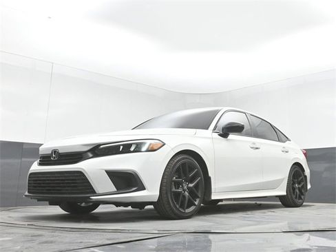 Used 2023 Honda Civic Sport image 40