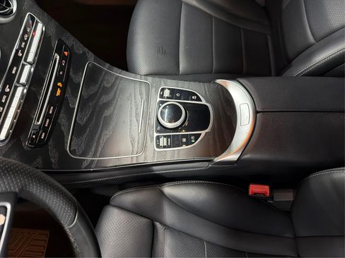 Used 2018 Mercedes-Benz GLC 300 image 35