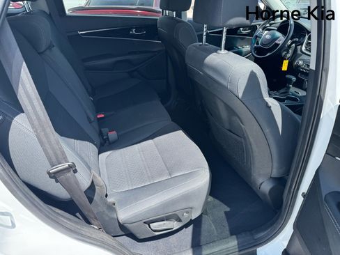 Used 2020 Kia Sorento LX w/ LX I4 Convenience Package FWD image 29