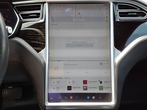 Used 2018 Tesla Model S 75D AWD/4WD image 17