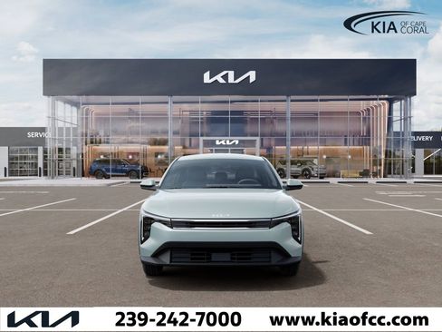 New 2026 Kia K4 FWD image 2