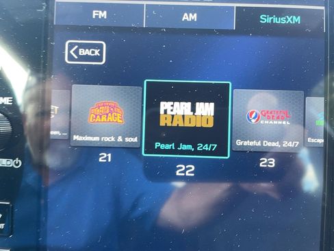 Used 2025 Subaru Forester Premium image 25