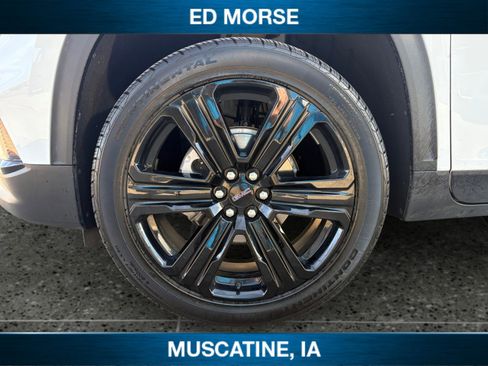 Certified 2025 GMC Acadia Elevation w/ Elevation Premium Package image 9