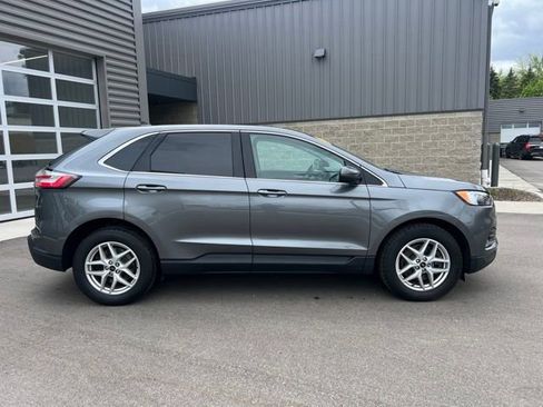 Used 2024 Ford Edge SEL w/ Convenience Package AWD/4WD image 4
