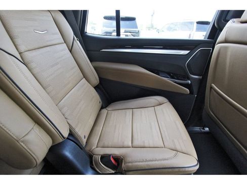 New 2026 Cadillac Escalade Luxury w/ Touring Package AWD/4WD image 11