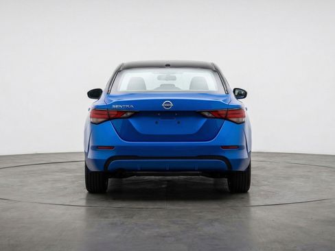 Used 2025 Nissan Sentra SV FWD image 7