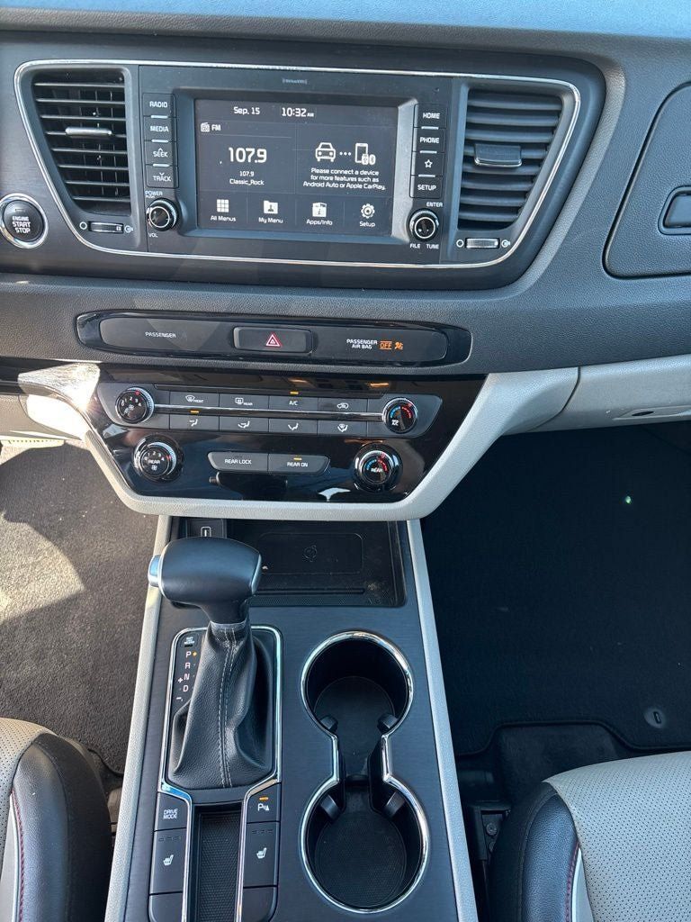Used 2021 Kia Sedona EX FWD image 17