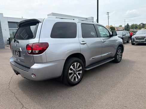 Used 2018 Toyota Sequoia Limited AWD/4WD image 36