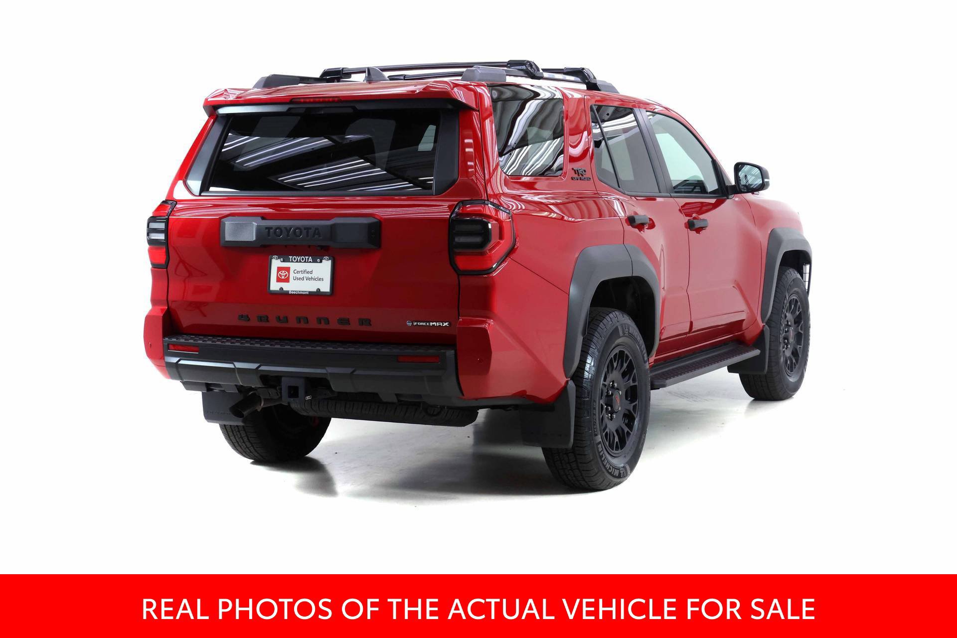 Certified 2025 Toyota 4Runner TRD Off-Road AWD/4WD image 2