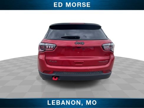 Used 2025 Jeep Compass Trailhawk AWD/4WD image 7