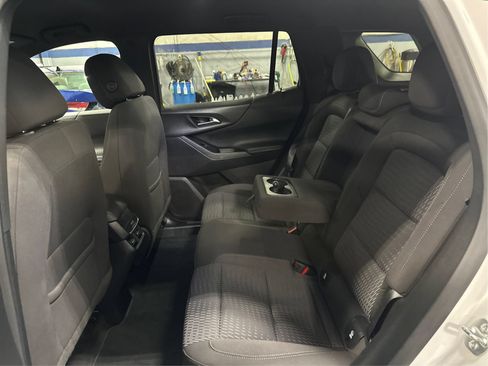 Used 2026 Chevrolet Equinox LT AWD/4WD image 10