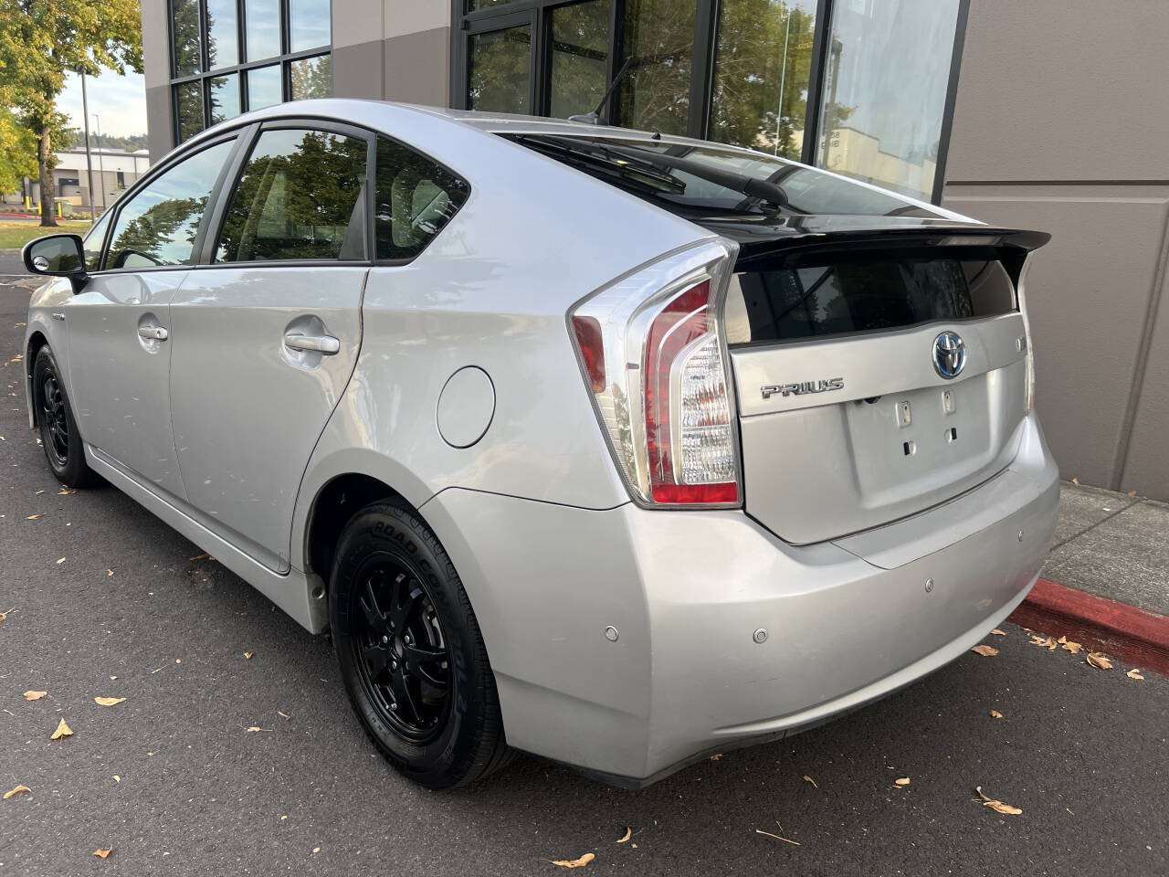 Used 2012 Toyota Prius Three FWD image 5