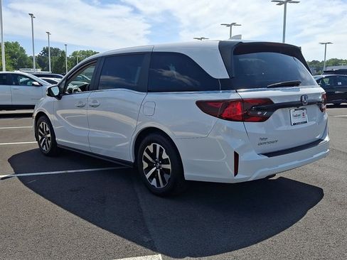 Used 2025 Honda Odyssey EX-L image 4
