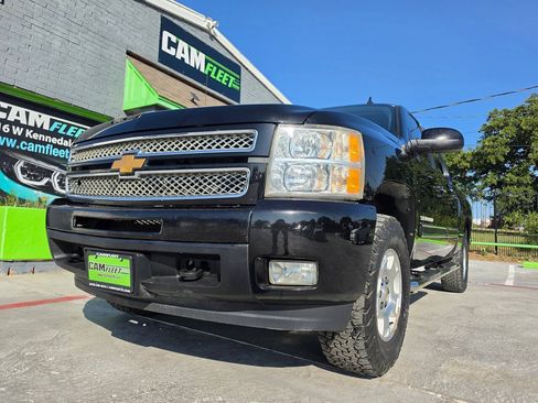 Used 2013 Chevrolet Silverado 1500 LTZ w/ LTZ Plus Package AWD/4WD image 2