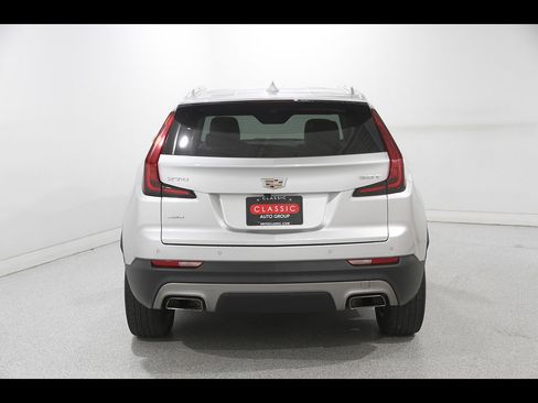 Used 2019 Cadillac XT4 Premium Luxury w/ Cold Weather Package AWD/4WD image 20