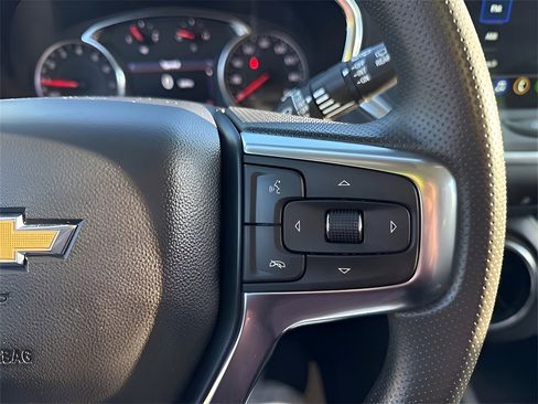 Used 2024 Chevrolet Blazer LT image 25