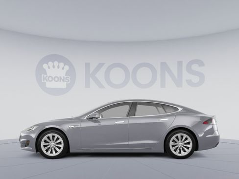 Used 2017 Tesla Model S 75 image 2