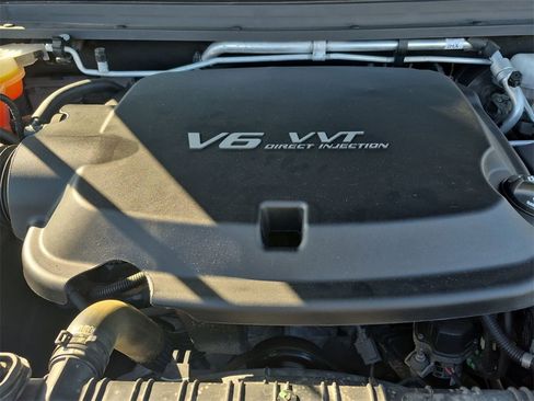 Used 2020 Chevrolet Colorado ZR2 image 34