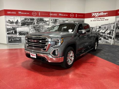 Used 2019 GMC Sierra 1500 SLT w/ SLT Premium Plus Package AWD/4WD image 9