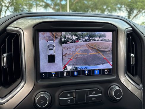 Used 2021 Chevrolet Silverado 1500 LTZ w/ LTZ Premium Package AWD/4WD image 41