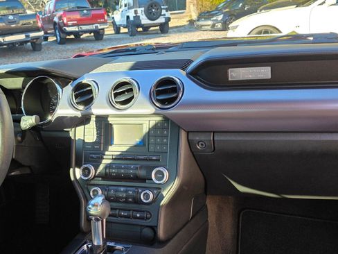 Used 2015 Ford Mustang GT image 13