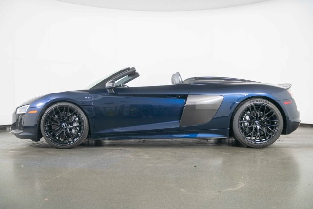 Used 2018 Audi R8 V10 plus AWD/4WD image 5