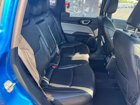 Certified 2025 Jeep Compass Limited AWD/4WD image 16