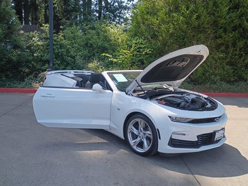Used 2023 Chevrolet Camaro SS RWD image 26