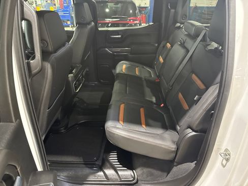 Used 2021 GMC Sierra 1500 AT4 AWD/4WD image 32