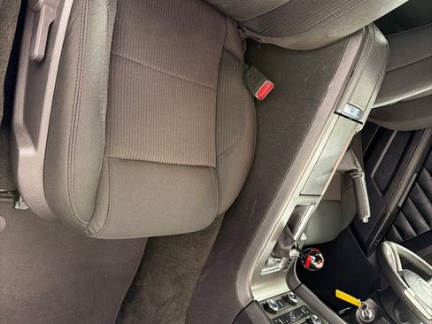 Used 2013 Ford Mustang Coupe RWD image 20