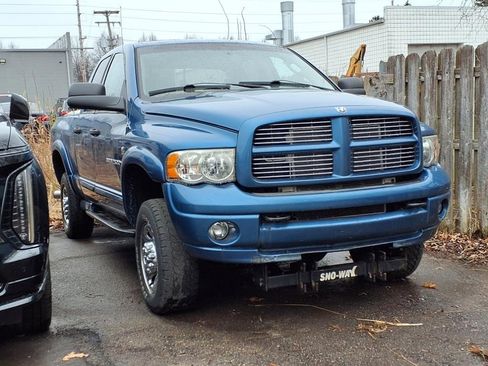 Used 2005 Dodge Ram 2500 Truck SLT image 3