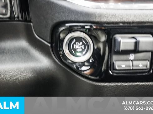 Used 2025 GMC Sierra 1500 SLT RWD image 27